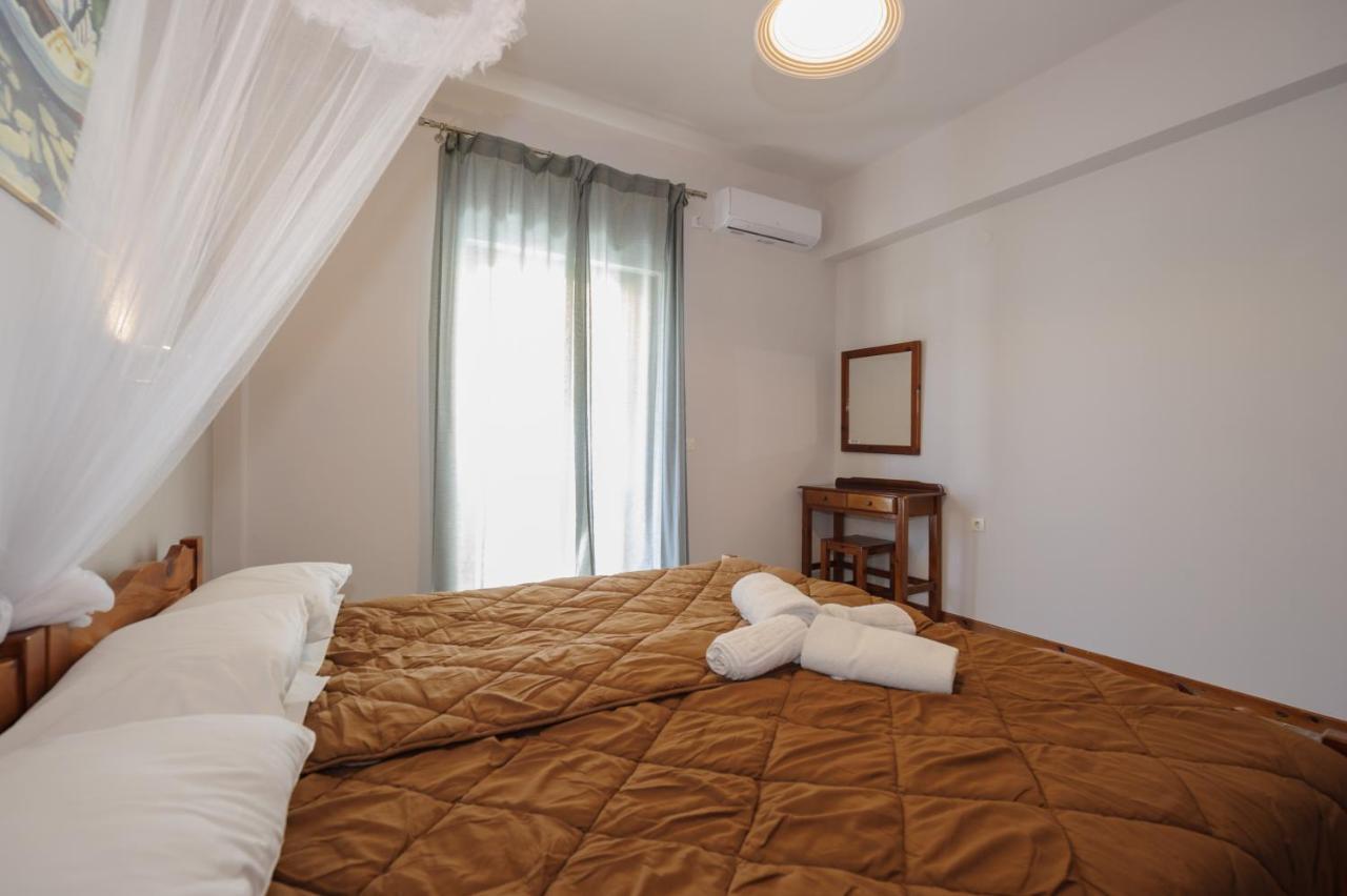 Hotel Elias & Vasili House Agios Georgios Pagon Exterior foto