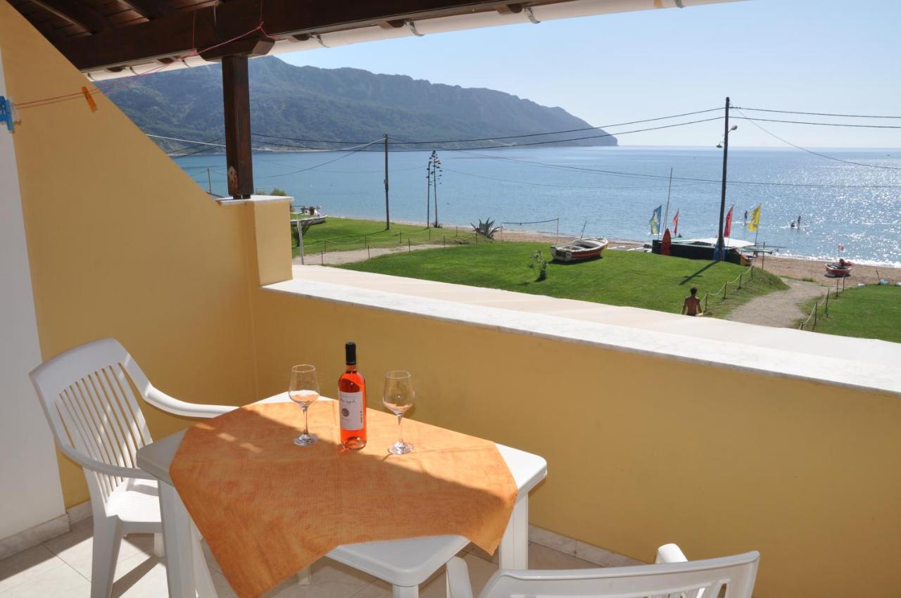 Hotel Elias & Vasili House Agios Georgios Pagon Exterior foto