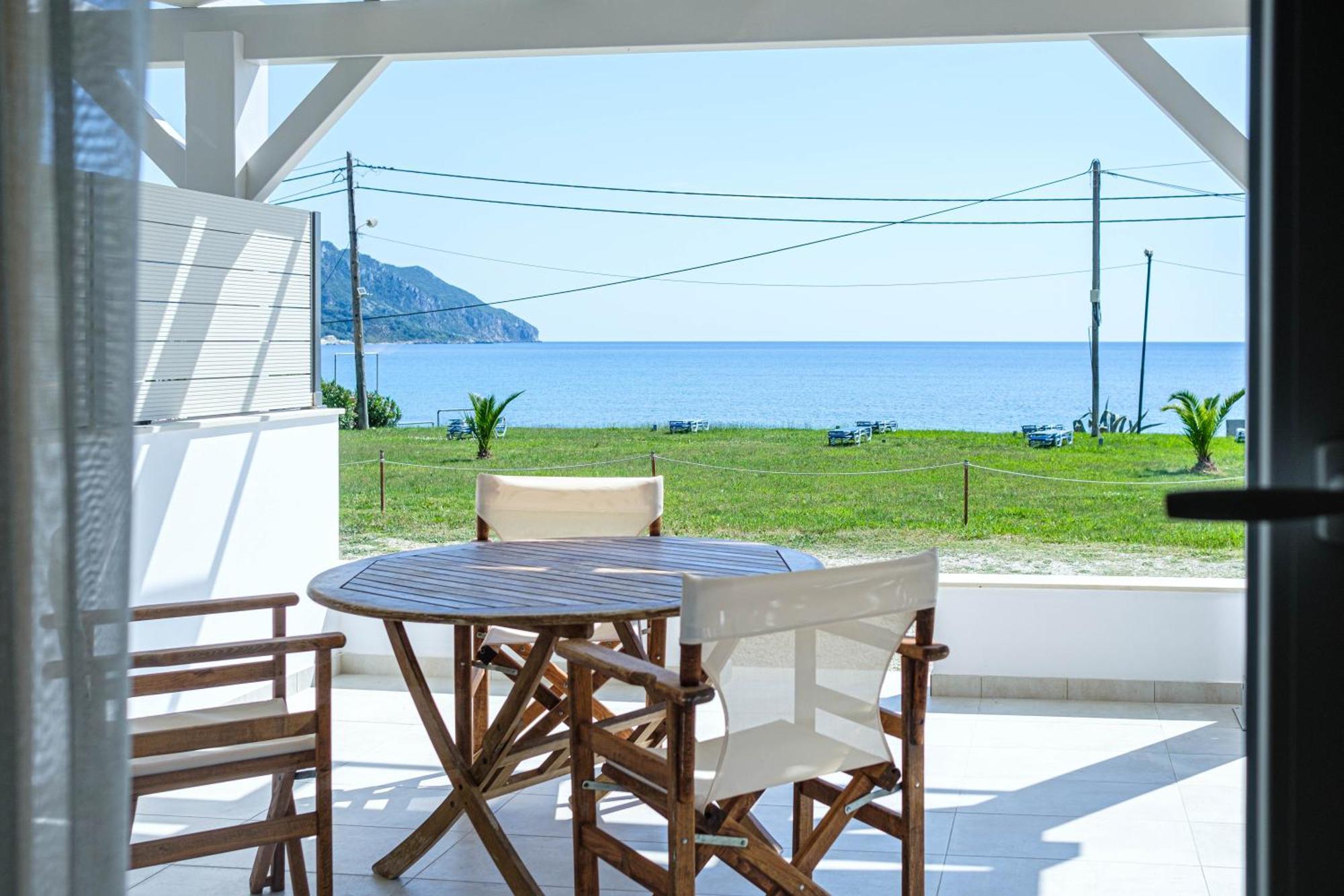 Hotel Elias & Vasili House Agios Georgios Pagon Exterior foto