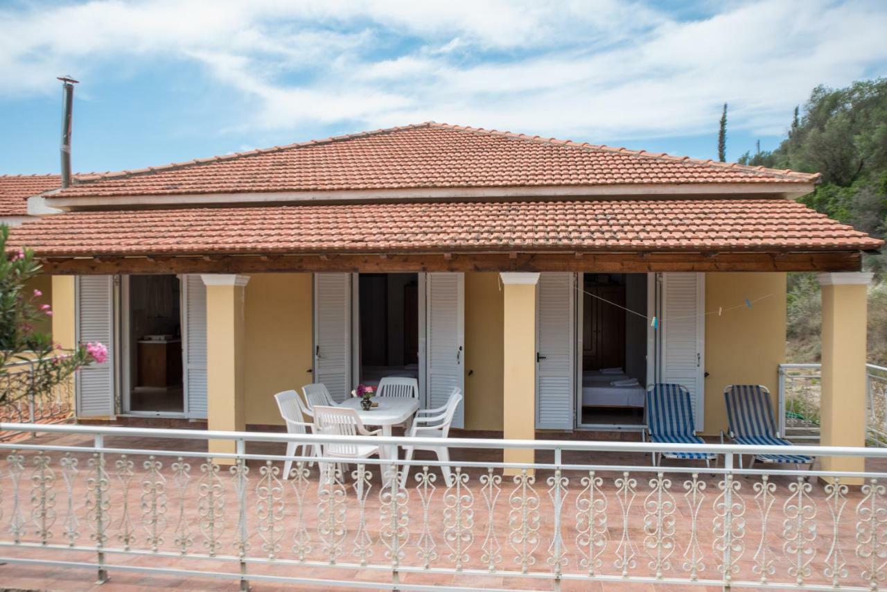Hotel Elias & Vasili House Agios Georgios Pagon Exterior foto